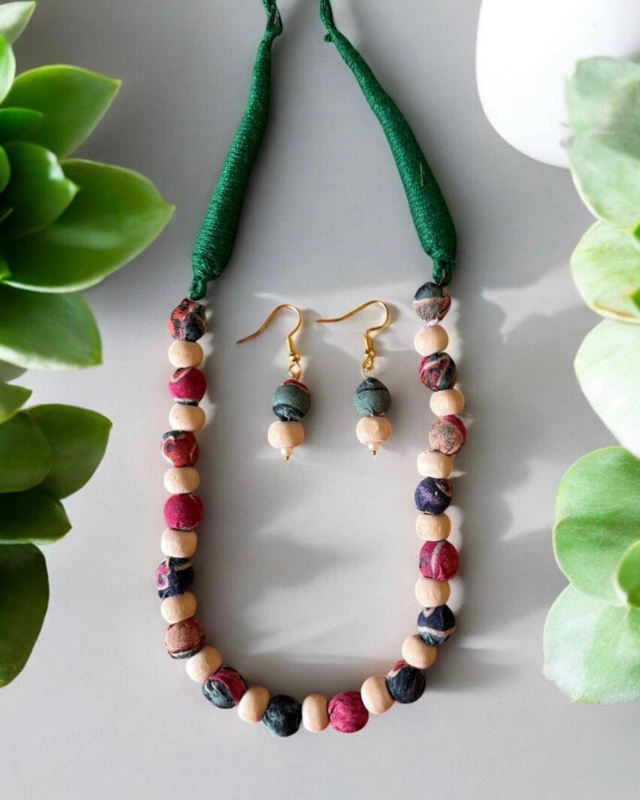 Wooden Beads Necklace
