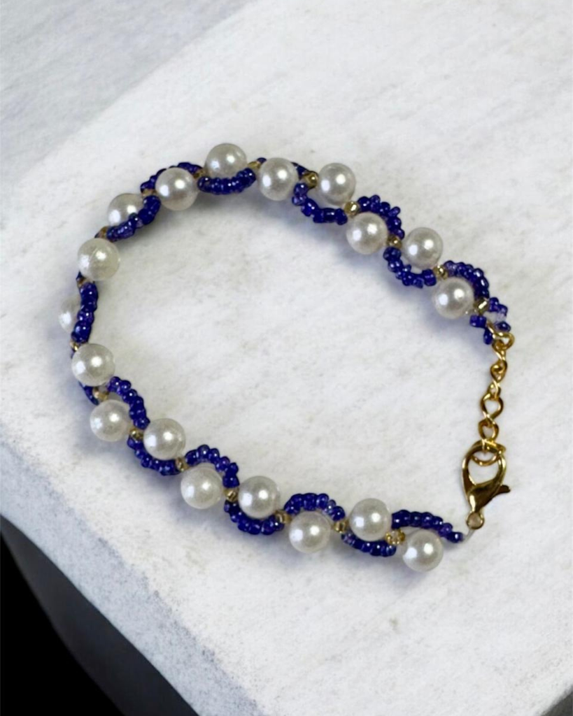 Purple and White Pearls Bracelet