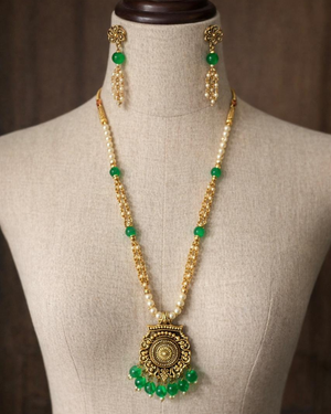 Rajwada Pearl & Green Beads  Necklace